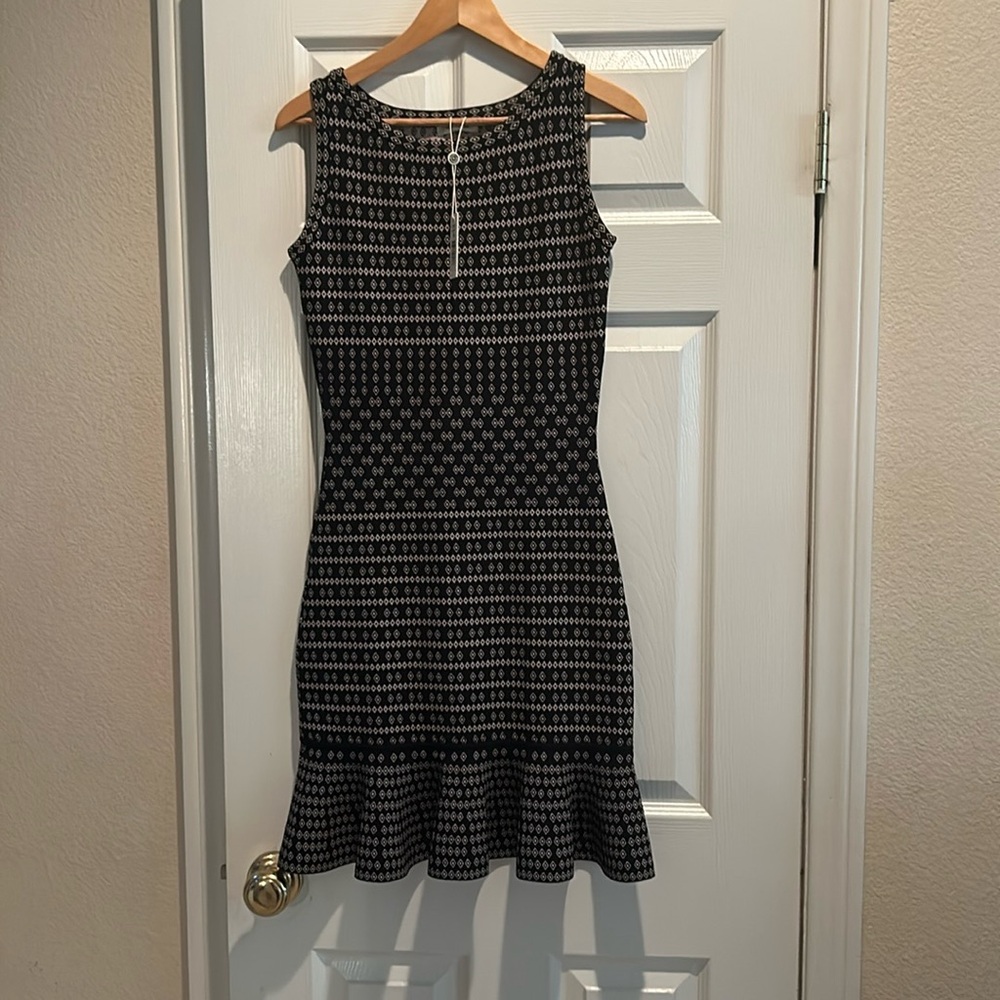 Max Studio black and ivory knit dress
